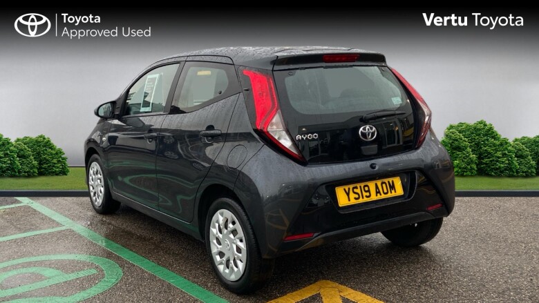 Toyota Aygo 1.0 VVT-i X-Play 5dr Petrol Hatchback